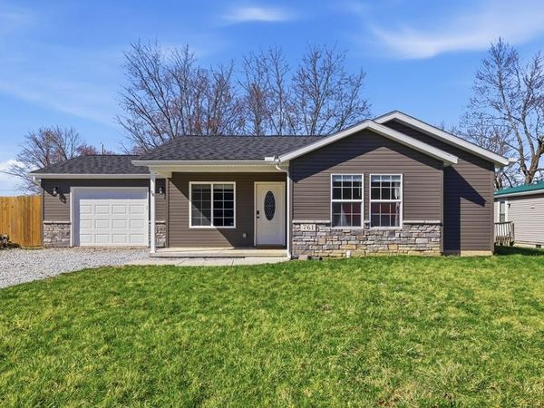 761 Fairfax Ave, Mansfield, OH 44906