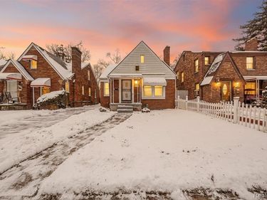 16873 Mansfield Street , Detroit, MI 48235