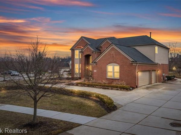 6901 Reed Court, West Bloomfield Twp, MI 48322