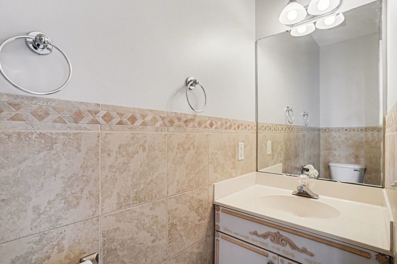 3947 Gladiola Ct. Photo 15