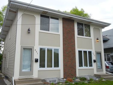 831 Weeks Avenue SE, Minneapolis, MN 55414