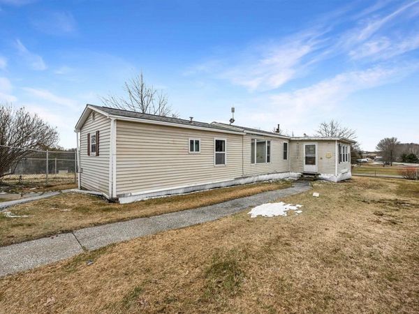 33 Rugg Road, St. Albans Town, VT 05478