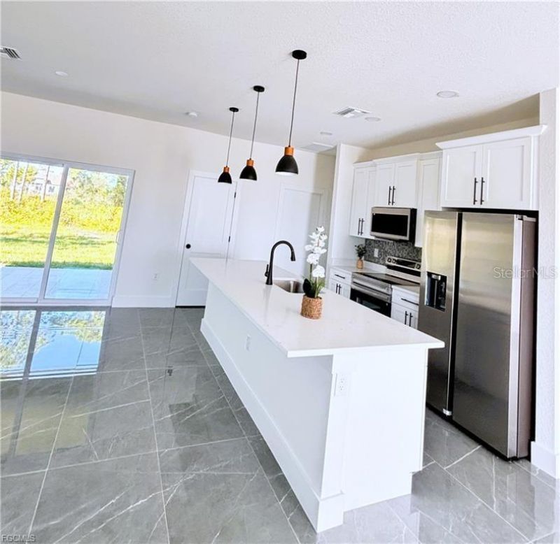 842 Giorgio Avenue S, Lehigh Acres, FL 33974 Photo