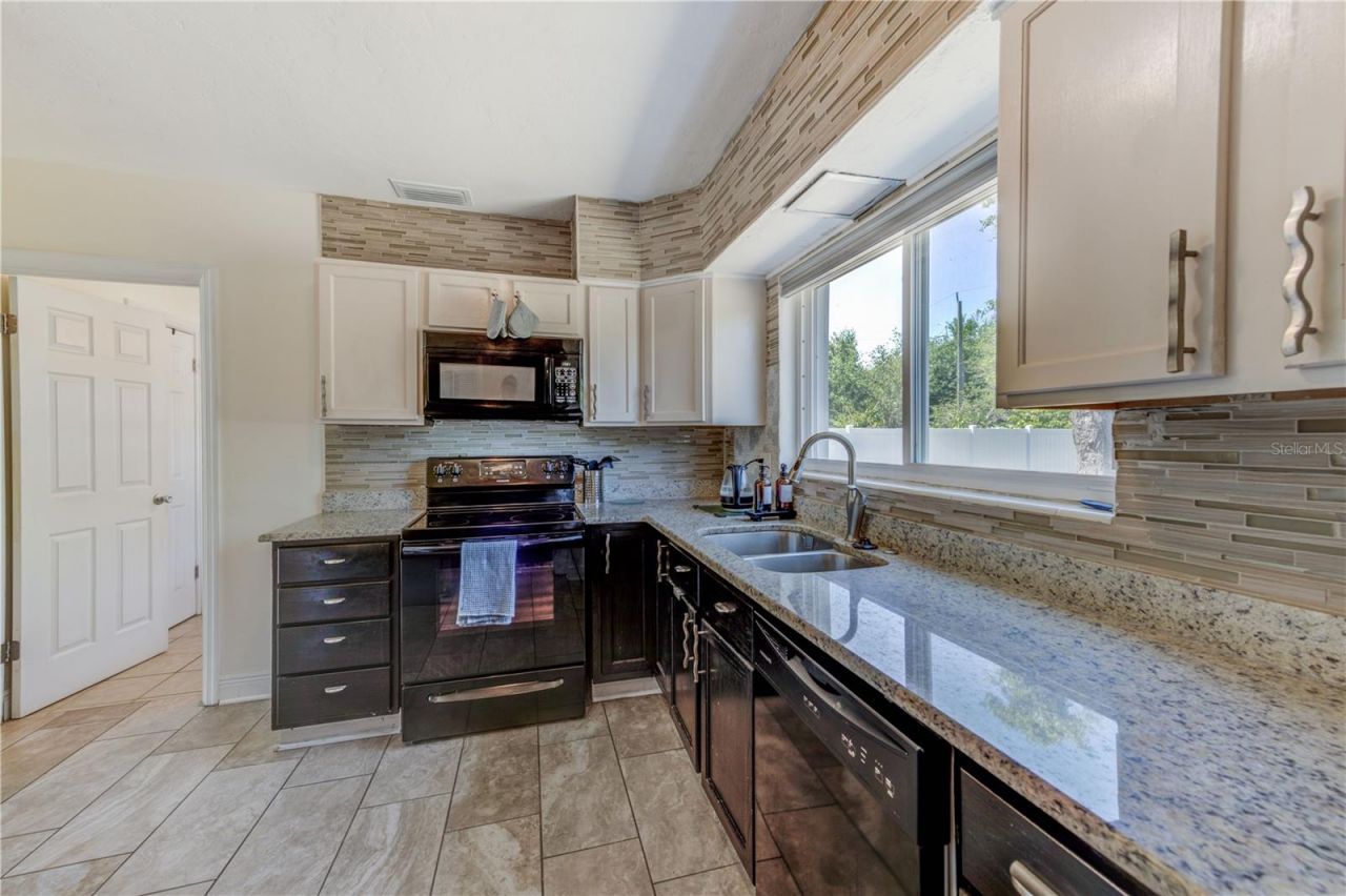 2639 28th Avenue N, Saint Petersburg, FL 33713 Photo