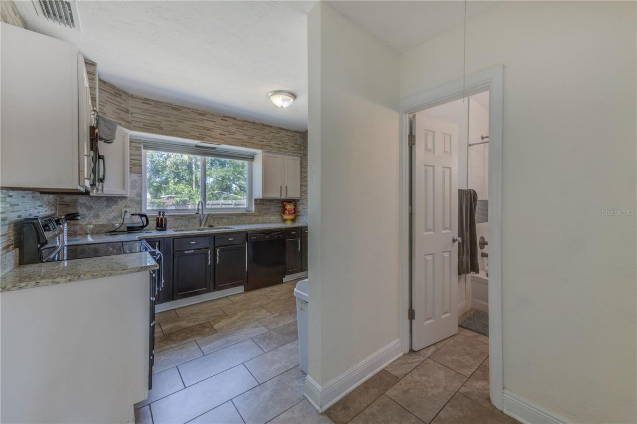 2639 28th Avenue N, Saint Petersburg, FL 33713 Photo