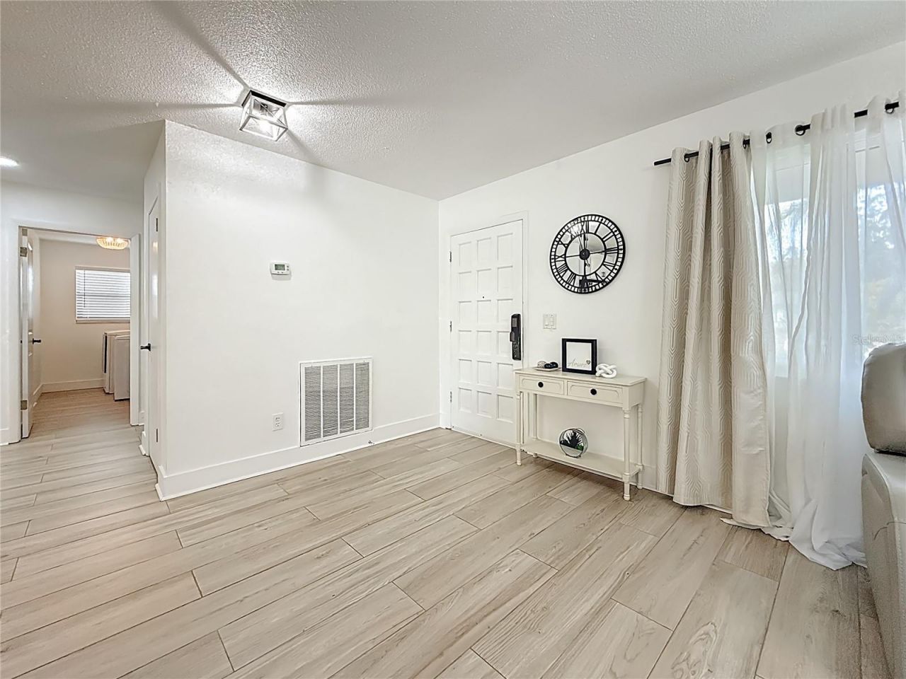 2071 Butternut Circle E, Clearwater, FL 33763 Photo