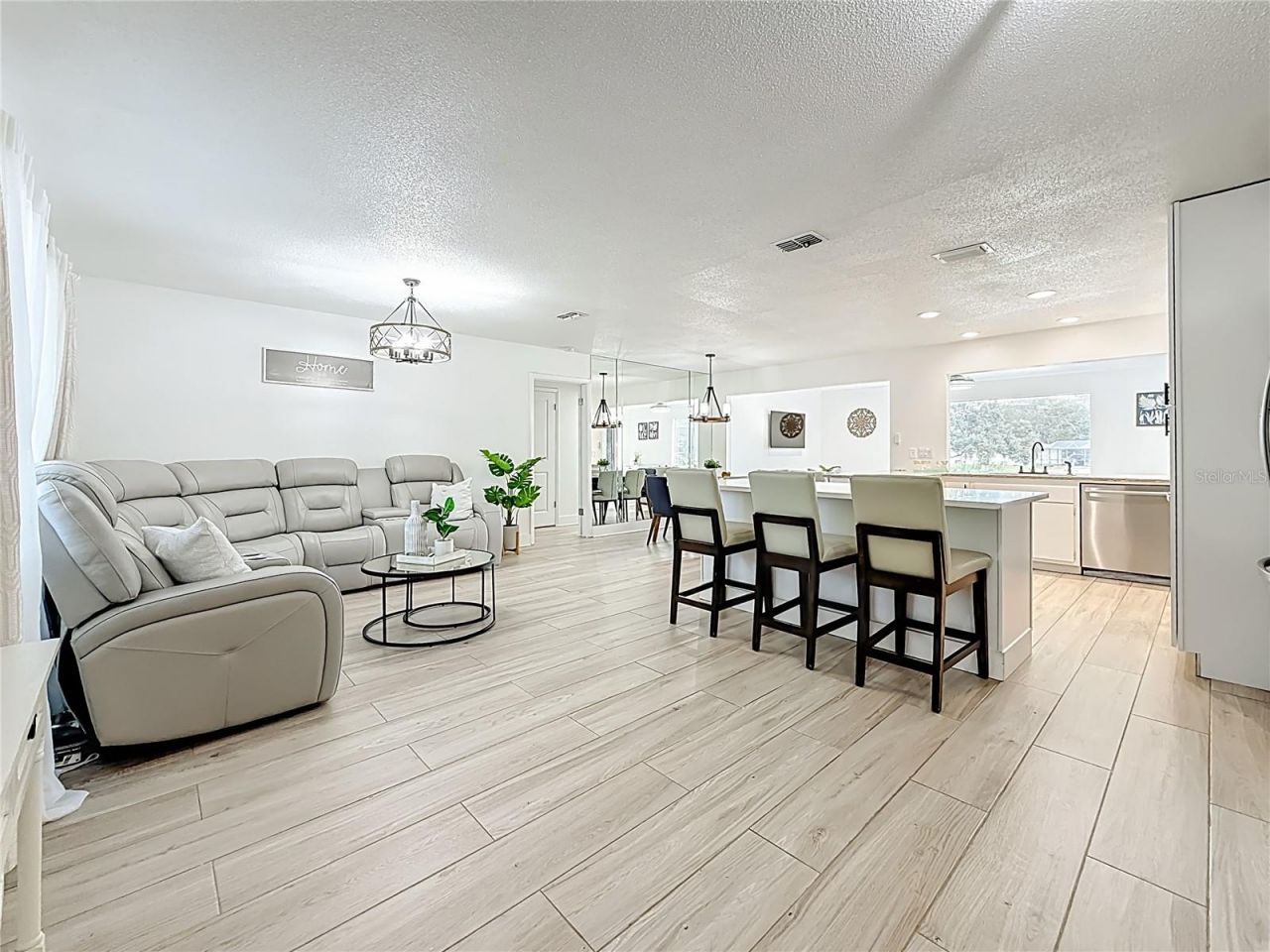 2071 Butternut Circle E, Clearwater, FL 33763 Photo