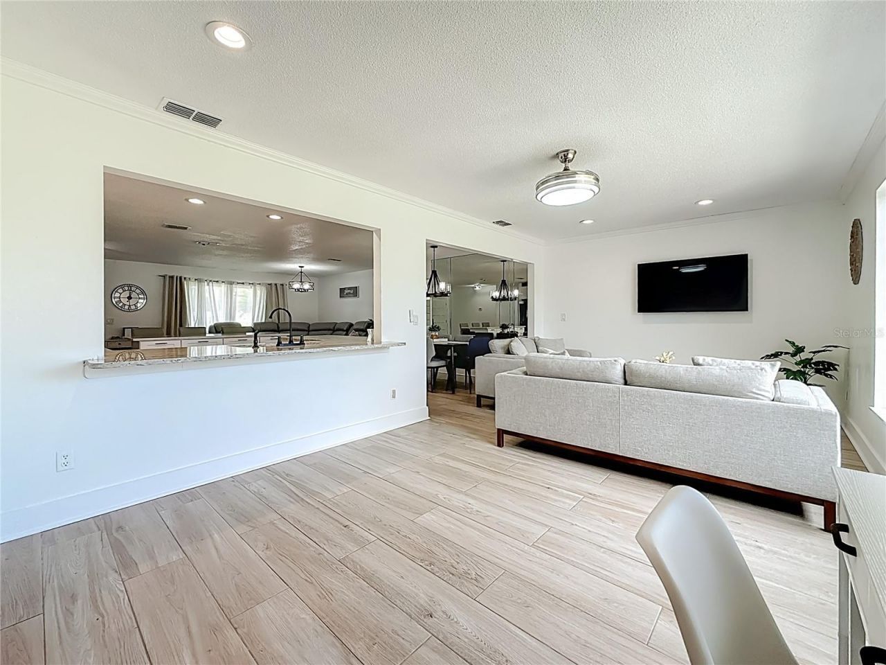 2071 Butternut Circle E, Clearwater, FL 33763 Photo