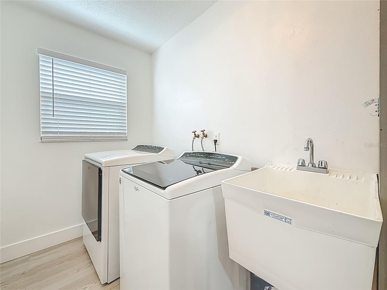 2071 Butternut Circle E, Clearwater, FL 33763 Photo