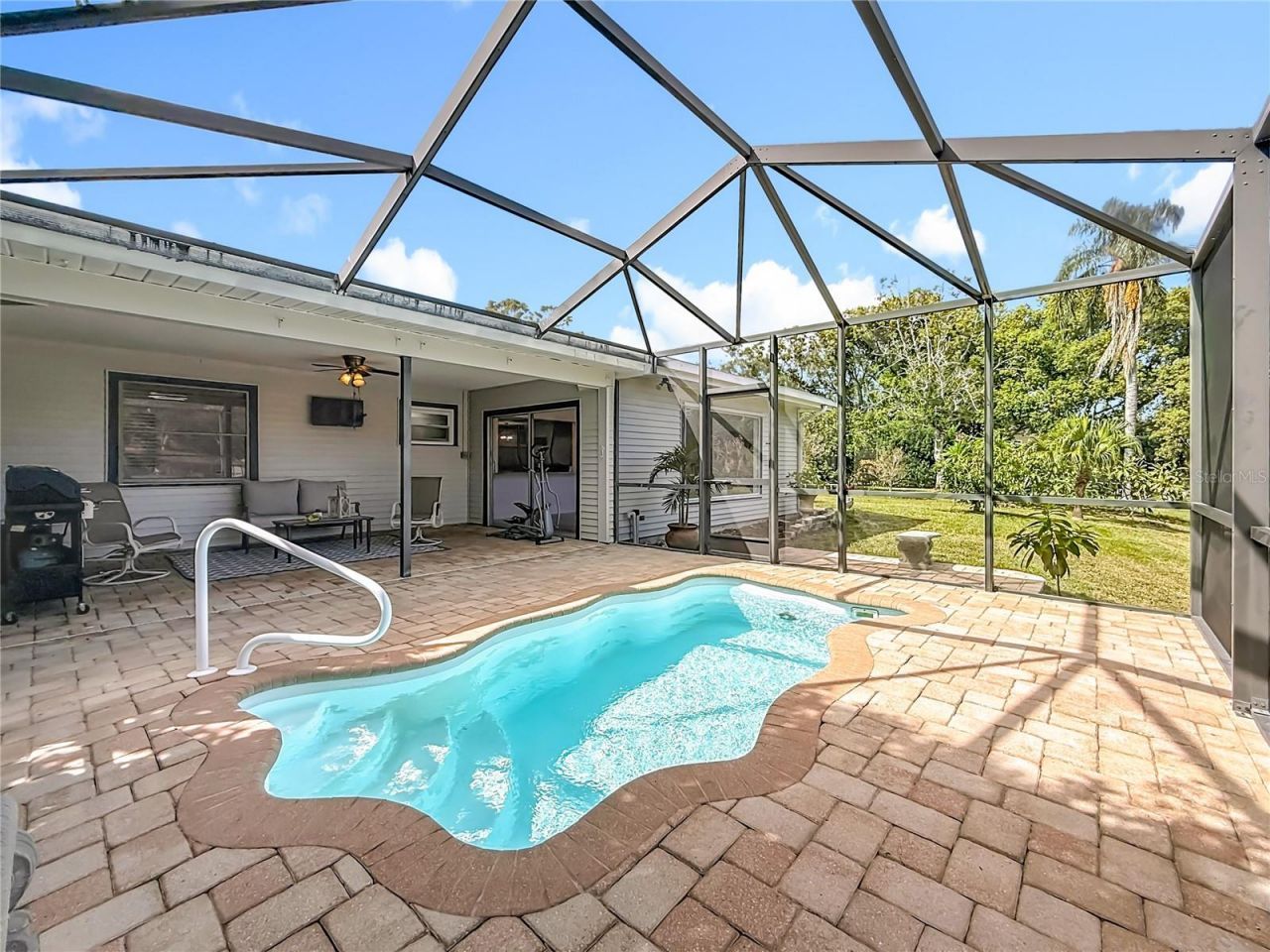 2071 Butternut Circle E, Clearwater, FL 33763 Photo