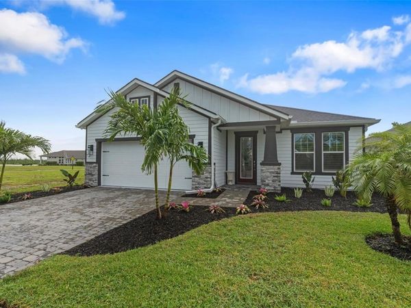 141 MOSAIC BOULEVARD , DAYTONA BEACH, FL 32124