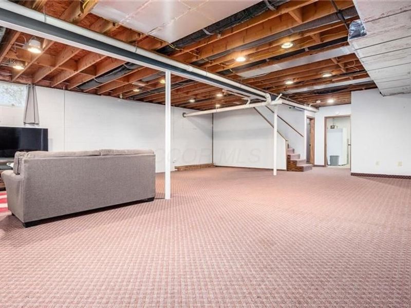 5465 Airwood Drive , Zanesville, OH 43701 Photo 29