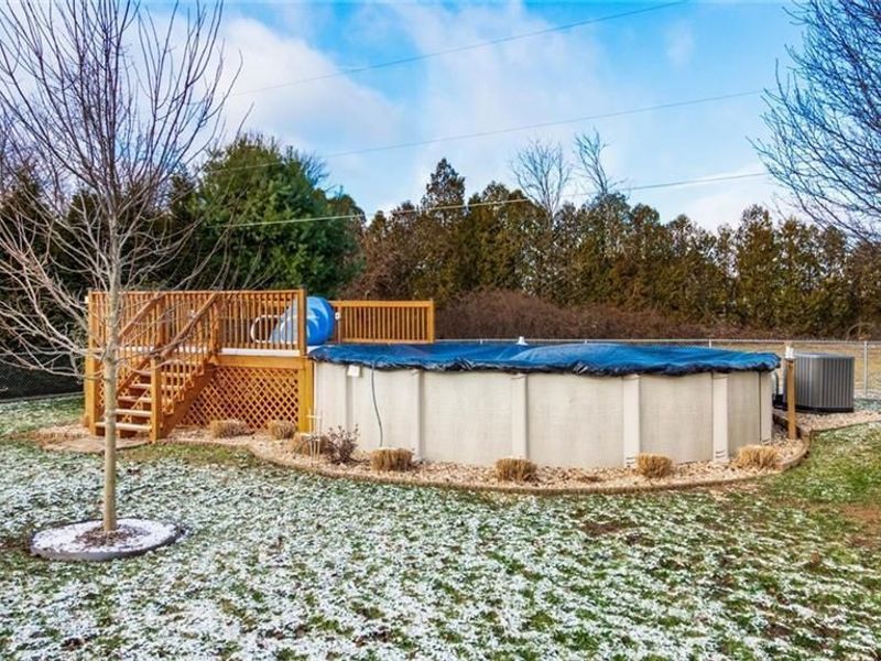 5465 Airwood Drive , Zanesville, OH 43701 Photo 37