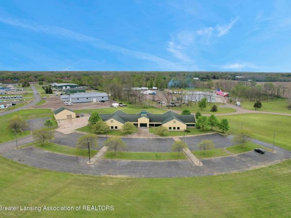 10650 Bennett Drive, Morrice, MI 48857