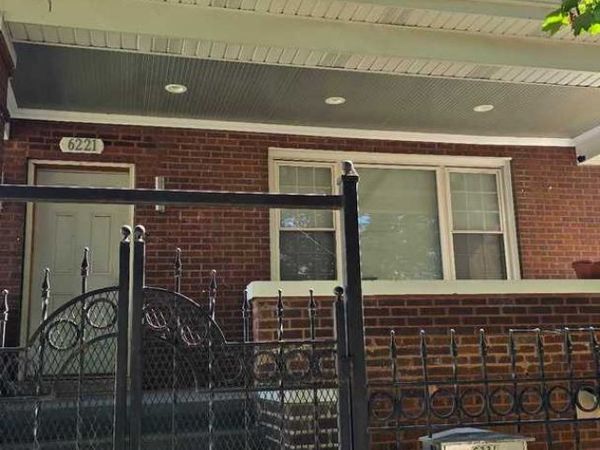 6221 S WOLCOTT Avenue , Chicago, IL 60636