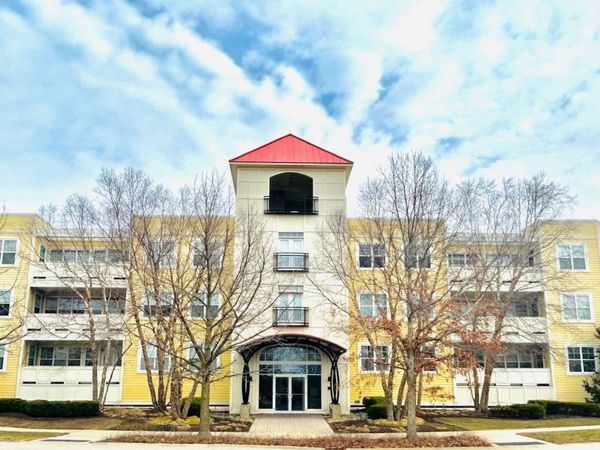 977 Harris Road , Unit 34, Grayslake, IL 60030