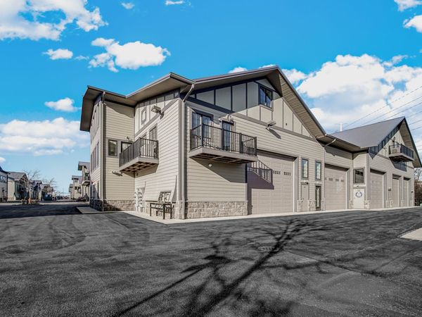 Unit 107-108, Naperville, IL 60563