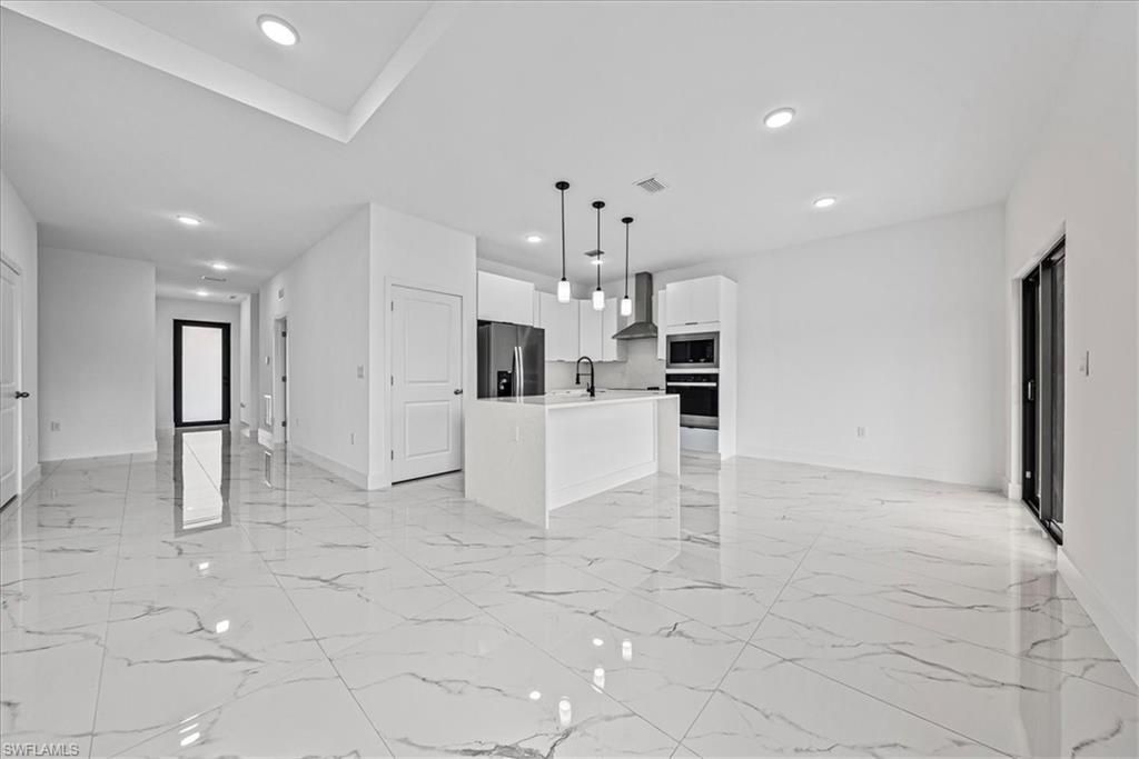 3813 25th St Sw, Lehigh Acres, FL 33976 Photo