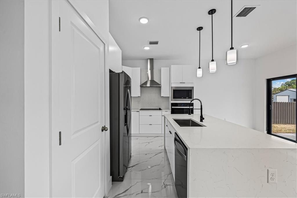 3813 25th St Sw, Lehigh Acres, FL 33976 Photo