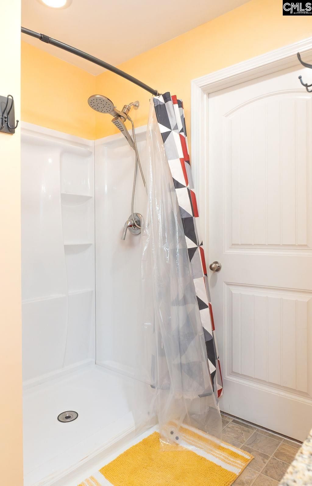 319 Fairford Road Photo 14