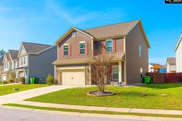 319 Fairford Road photo 4