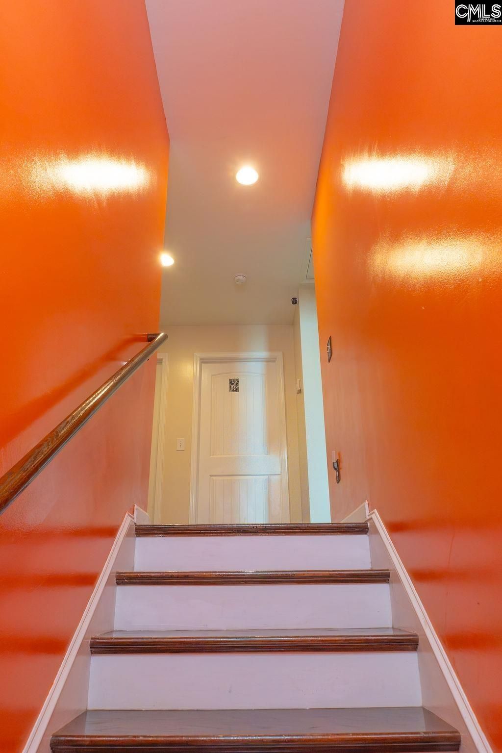 319 Fairford Road Photo 27