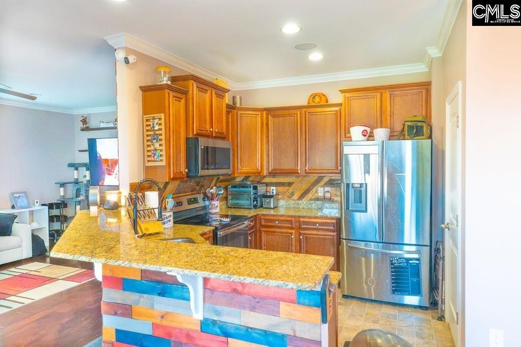 319 Fairford Road Photo 34