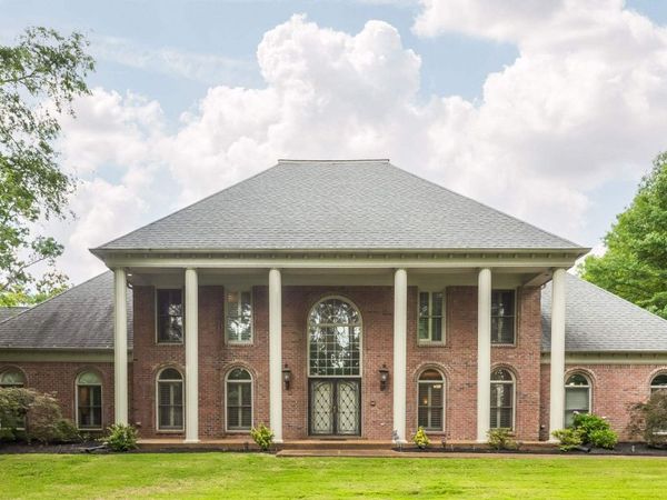 415 S YATES CV, Memphis, TN 38120