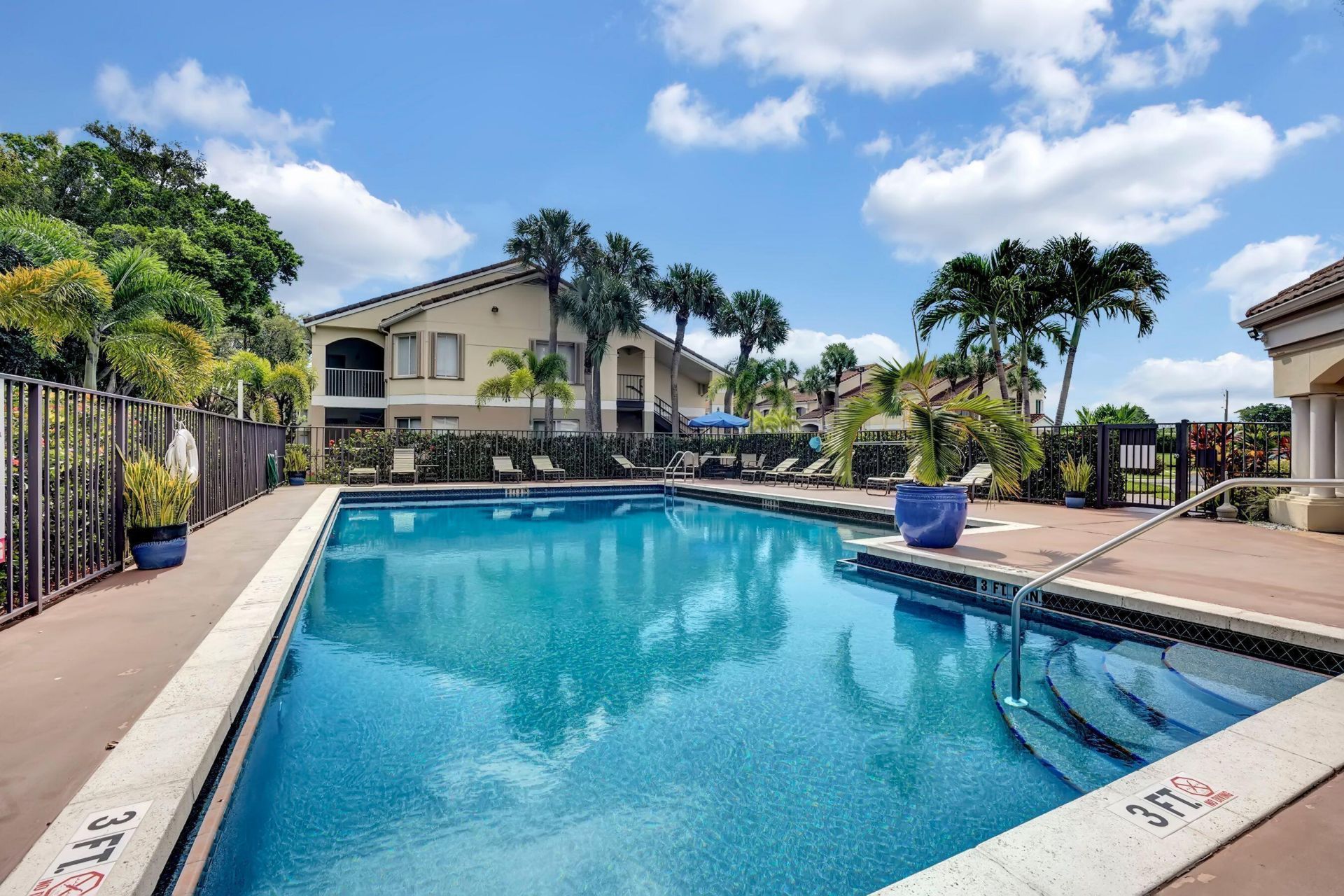 815 Boynton Beach Boulevard, Unit 6-104, Boynton Beach, FL 33426 Photo