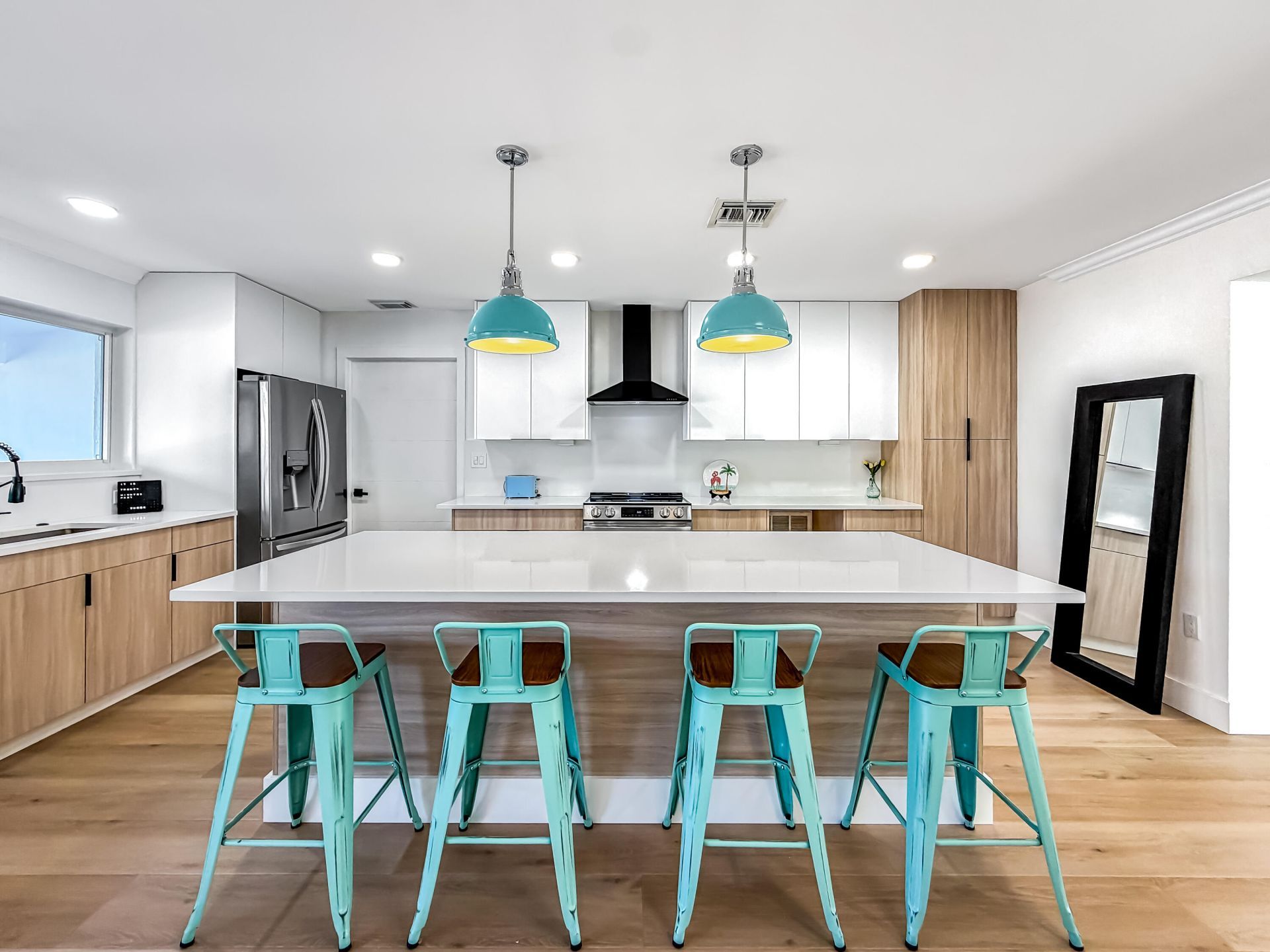 1098 W Camino Real, Boca Raton, FL 33486 Photo