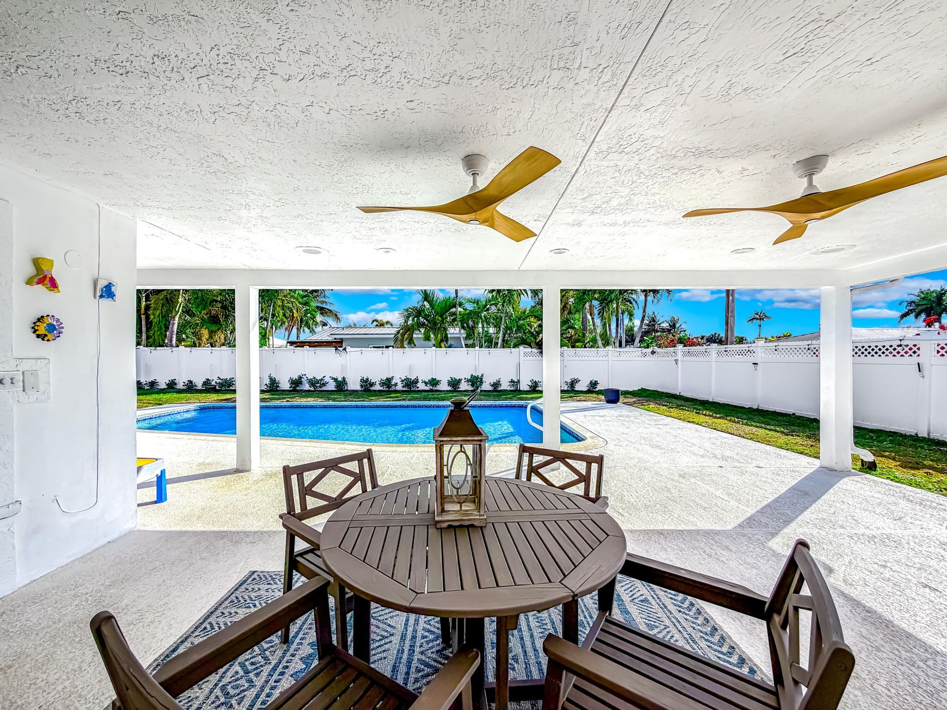 1098 W Camino Real, Boca Raton, FL 33486 Photo