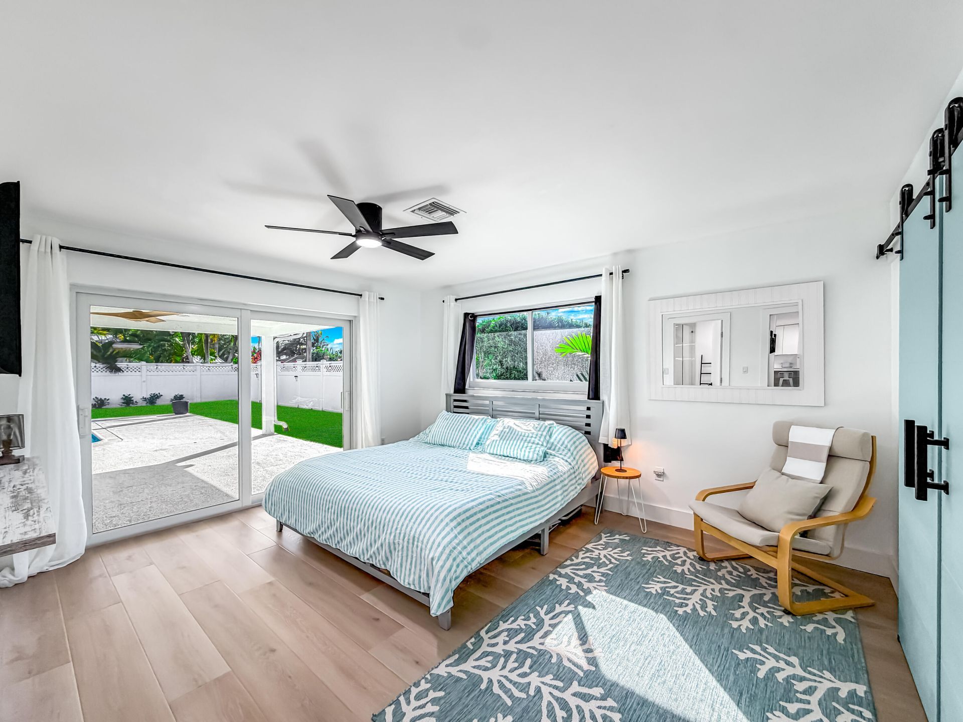 1098 W Camino Real, Boca Raton, FL 33486 Photo