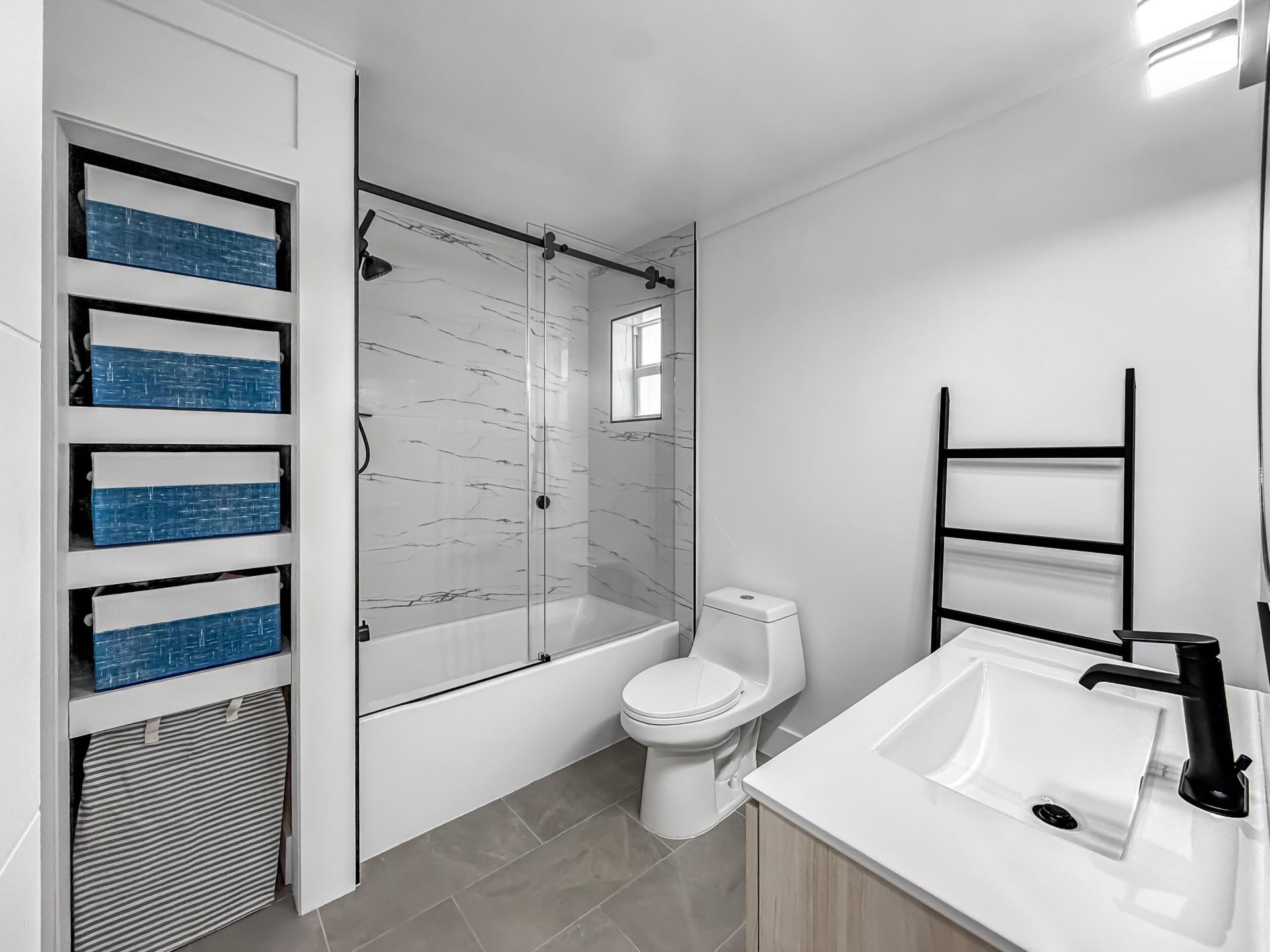 1098 W Camino Real, Boca Raton, FL 33486 Photo