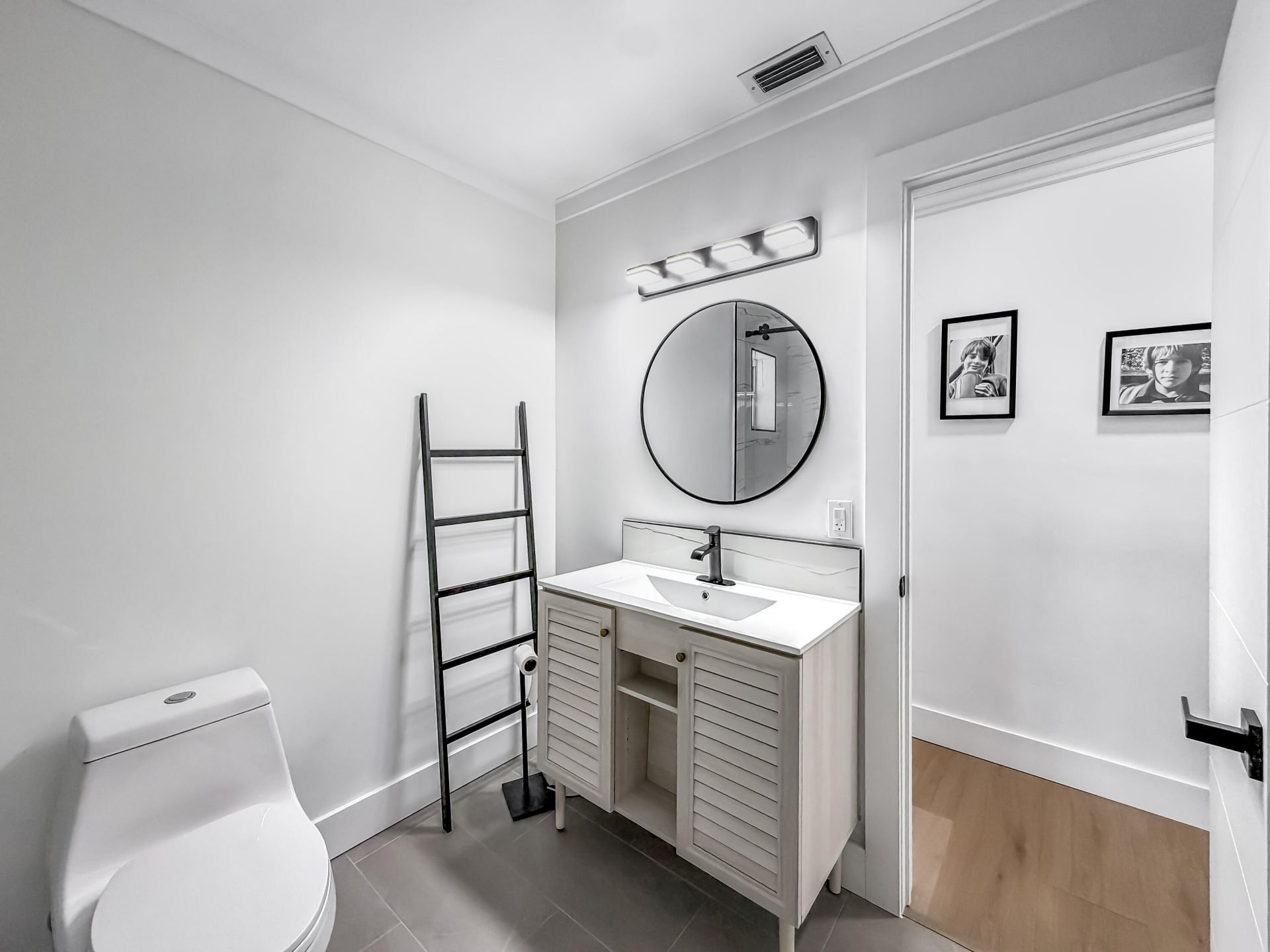 1098 W Camino Real, Boca Raton, FL 33486 Photo