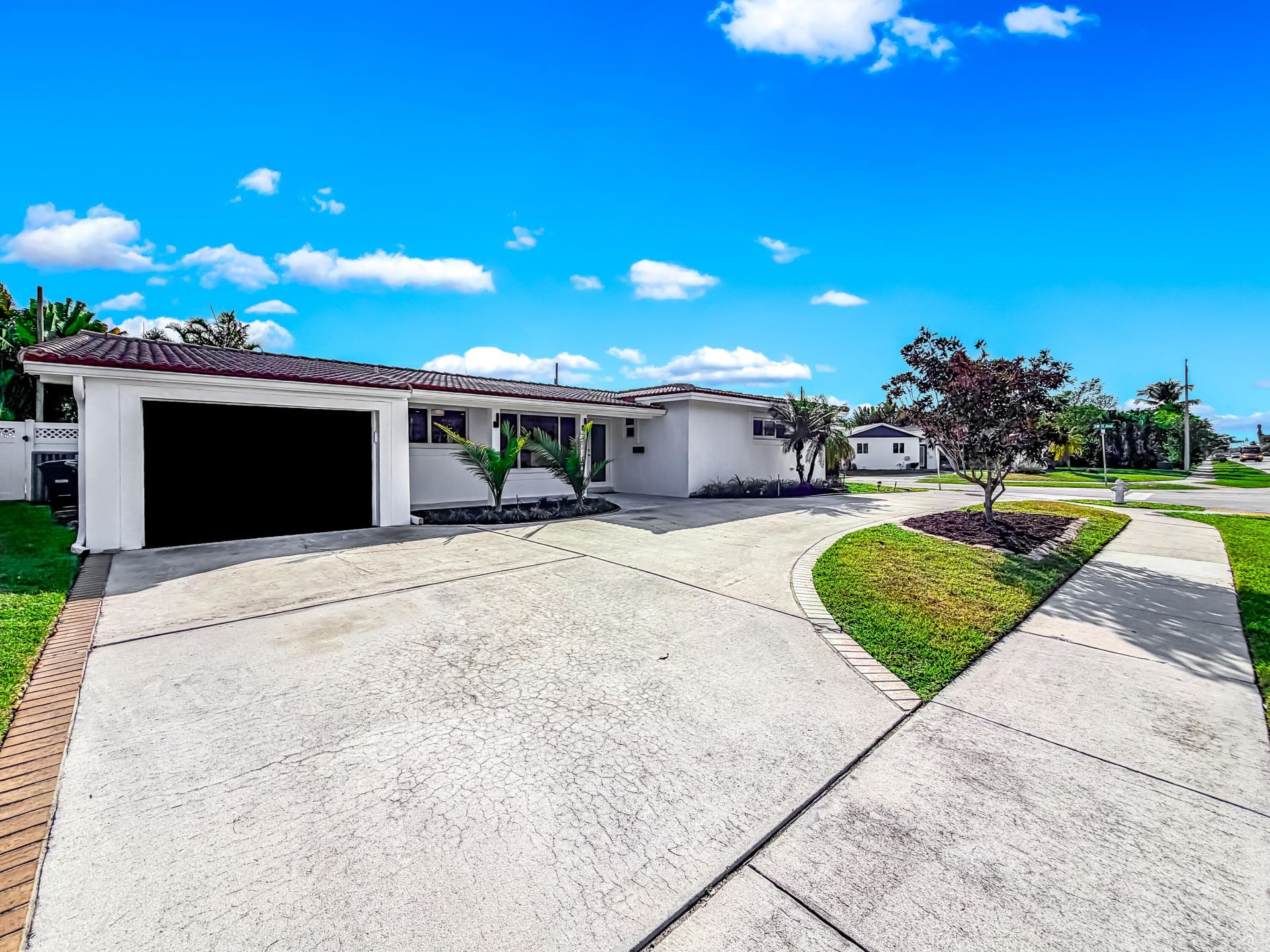 1098 W Camino Real, Boca Raton, FL 33486 Photo