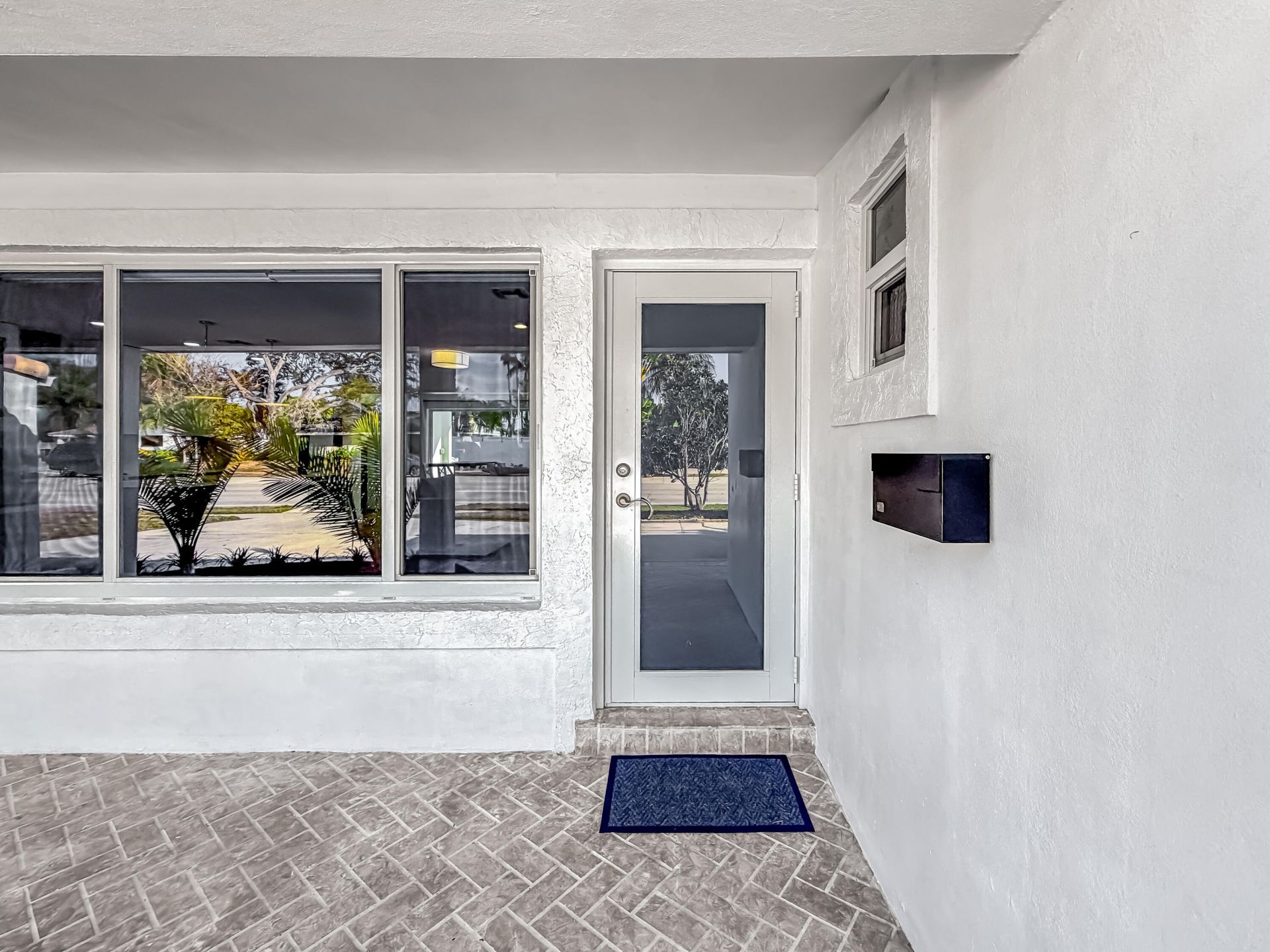 1098 W Camino Real, Boca Raton, FL 33486 Photo