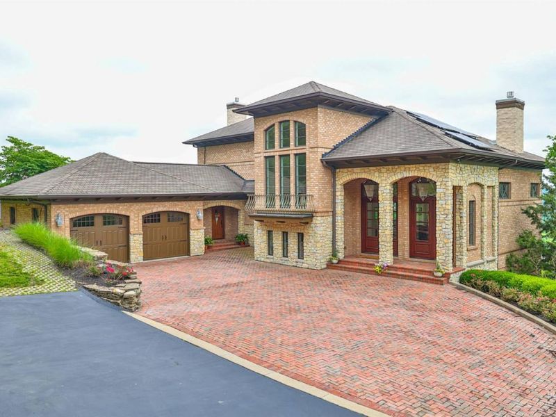 5112 Shattuc Avenue, Cincinnati, OH 45208 Photo 1