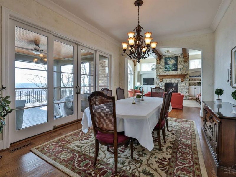 5112 Shattuc Avenue, Cincinnati, OH 45208 Photo 11