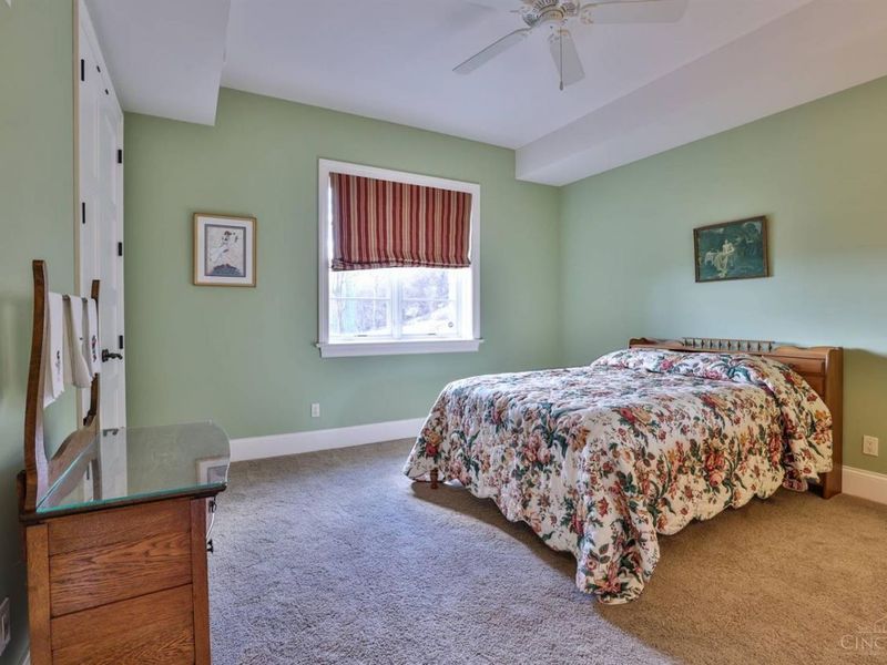 5112 Shattuc Avenue, Cincinnati, OH 45208 Photo 31