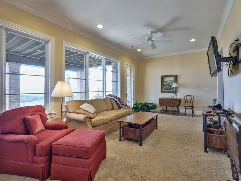 5112 Shattuc Avenue, Cincinnati, OH 45208 Photo 36