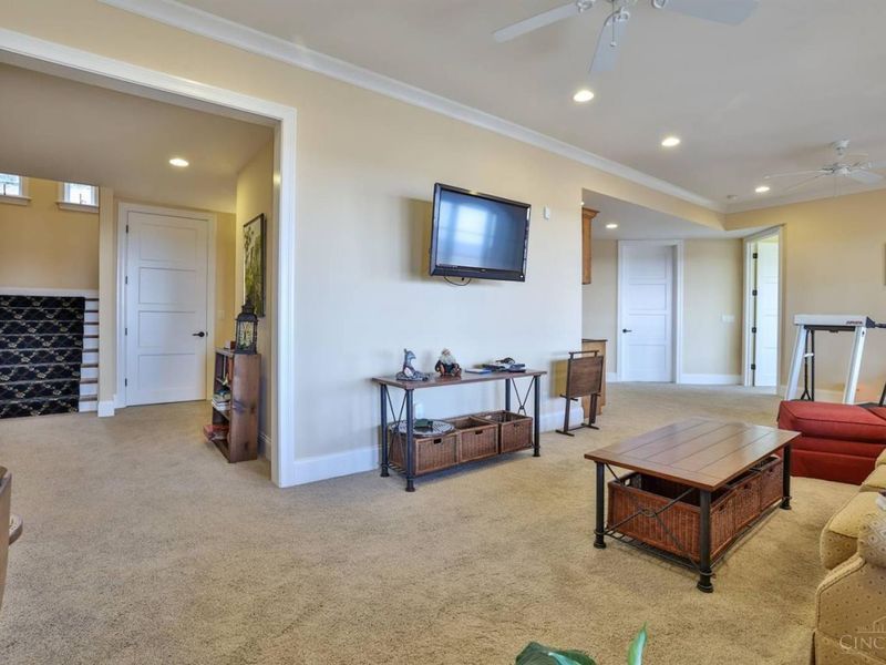 5112 Shattuc Avenue, Cincinnati, OH 45208 Photo 38