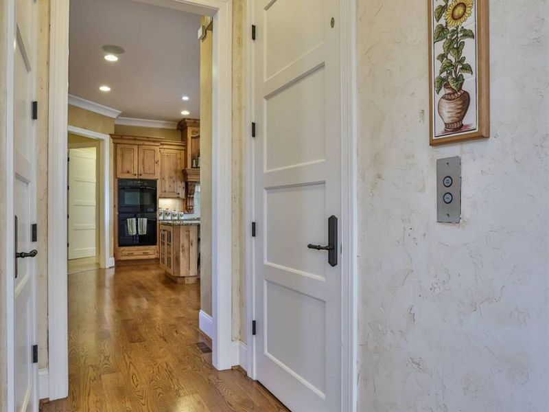 5112 Shattuc Avenue, Cincinnati, OH 45208 Photo 49