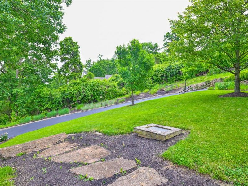 5112 Shattuc Avenue, Cincinnati, OH 45208 Photo 63