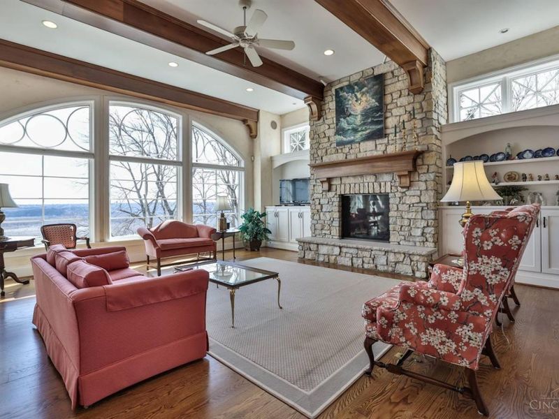 5112 Shattuc Avenue, Cincinnati, OH 45208 Photo 8