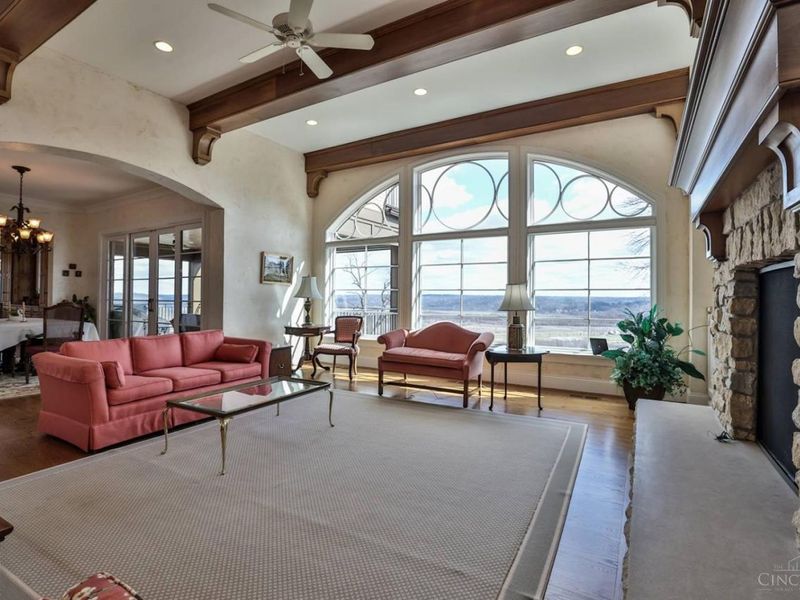 5112 Shattuc Avenue, Cincinnati, OH 45208 Photo 9