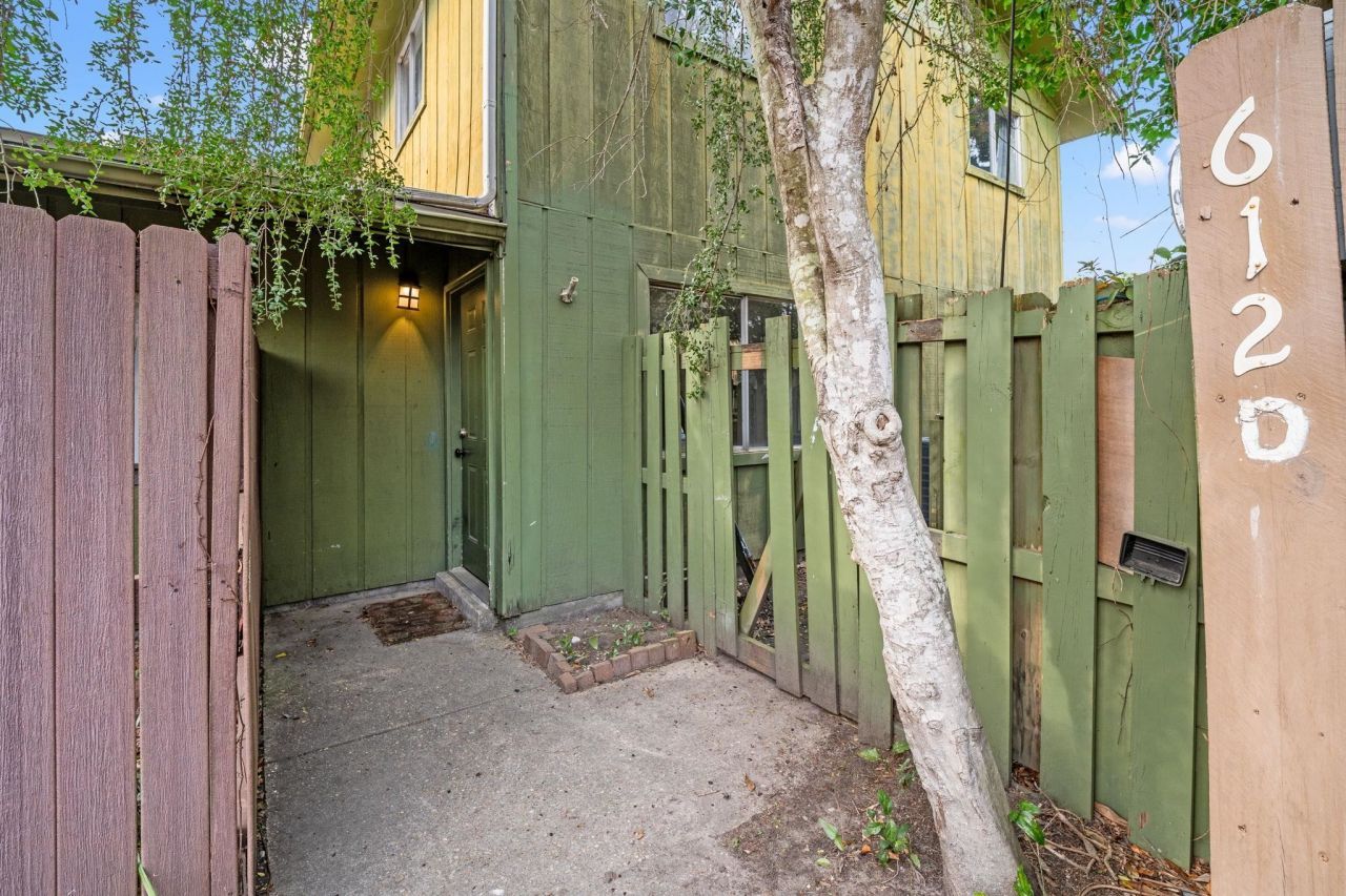 612 35th Ave. N  Photo 7