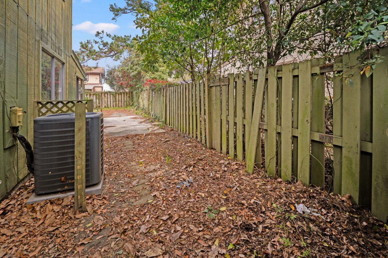 612 35th Ave. N  Photo 9