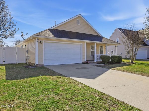 2139 Eleuthera Way, Elizabeth City, NC 27909