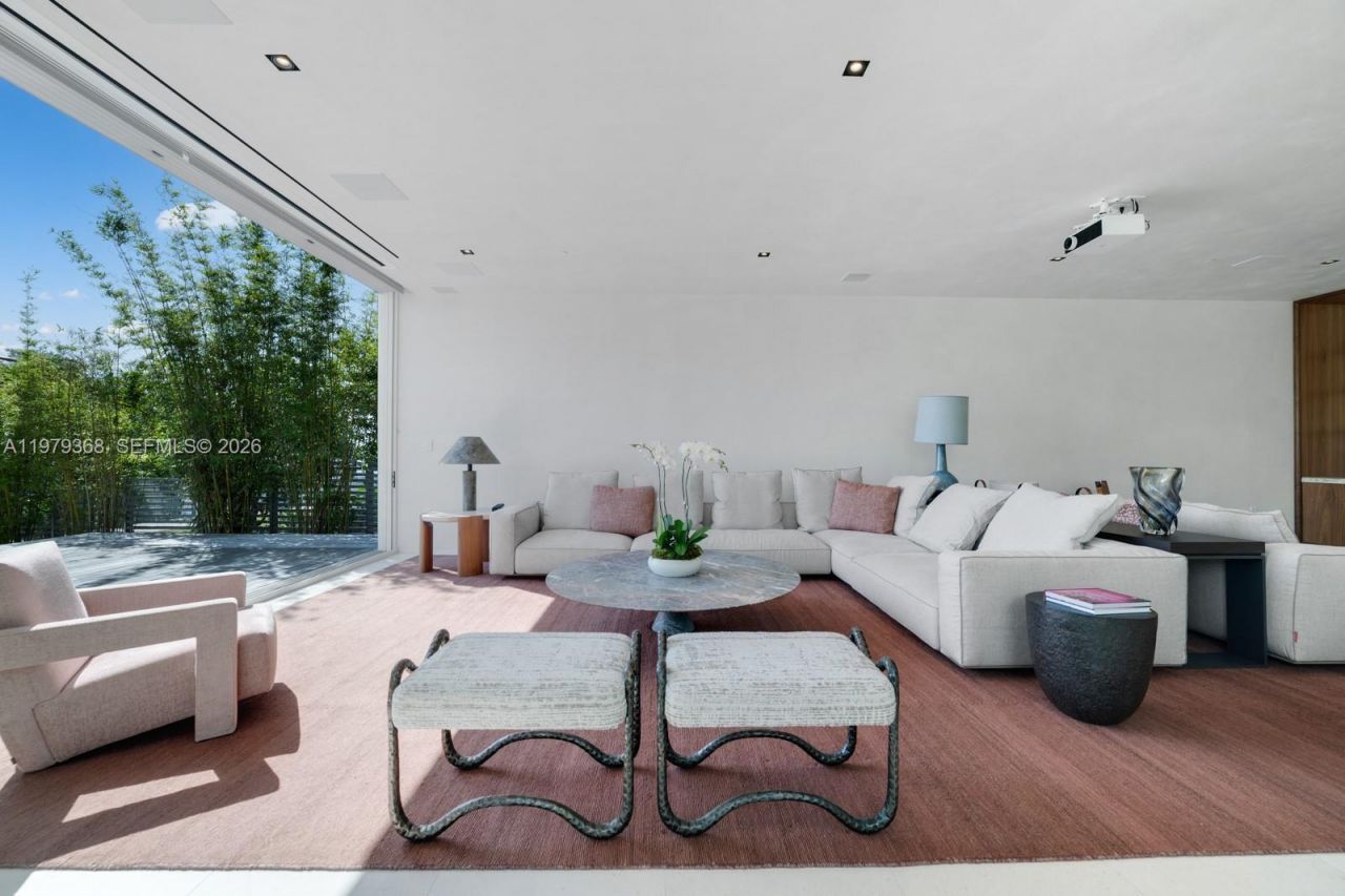 1051 W 48th St , Unit 4, Miami Beach, FL 33140 Photo