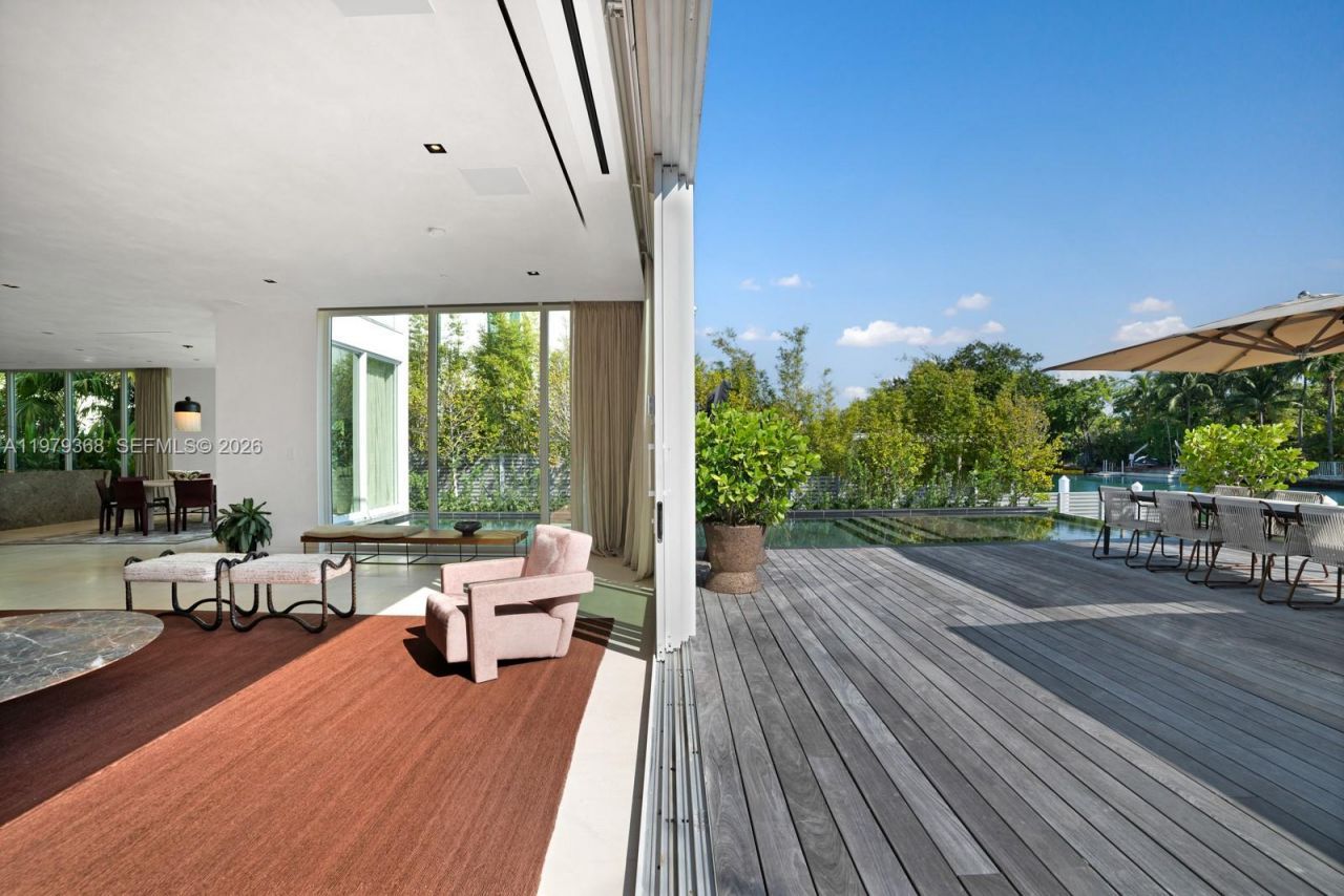 1051 W 48th St , Unit 4, Miami Beach, FL 33140 Photo